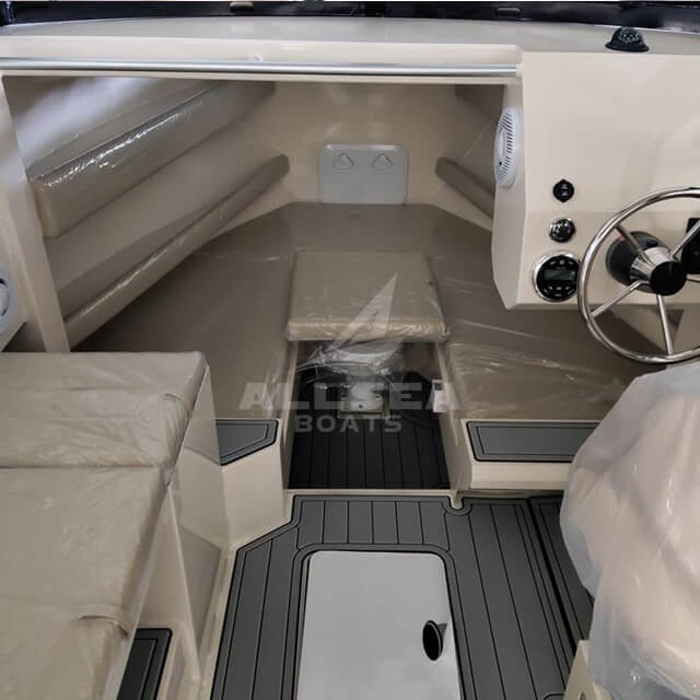 Profisher 750 Full Cabin