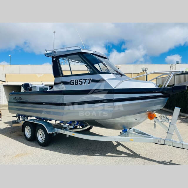 Easycraft 6M каюта лодка