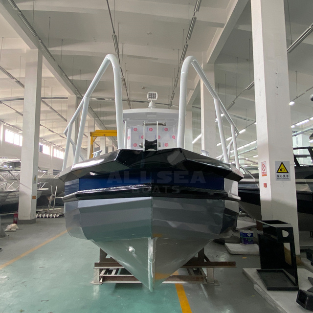 Спортивная яхта с центральной консолью Speed ​​Racing Boat