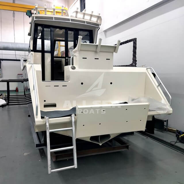 Profisher 750 Full Cabin